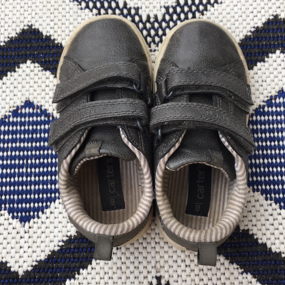 Carter’s faux leather Velcro shoes size 8